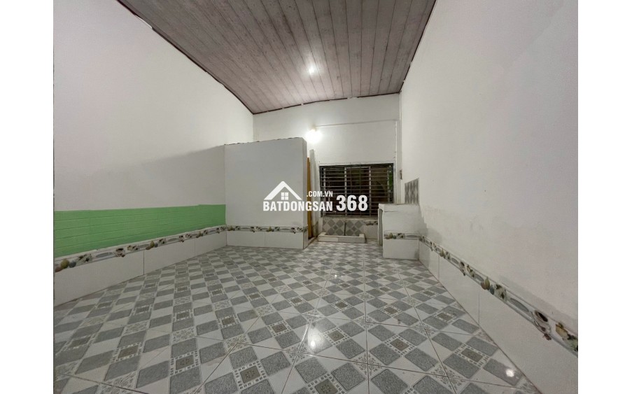 Phòng trọ giá rẻ 24m2, ngay trong khu dân cư Tân Phú Thạnh, gần Đại học Võ Trường Toản